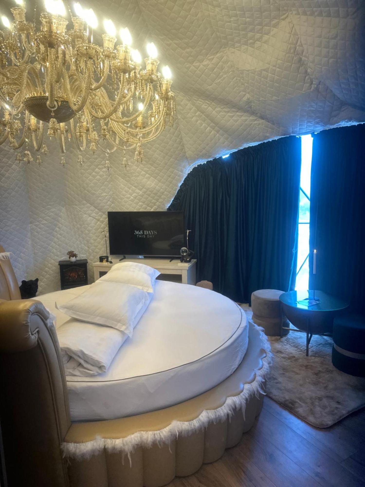 Cabana 365 Brasov Luaran gambar